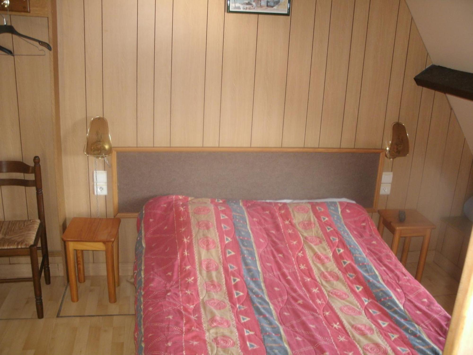 Auberge Des Etangs Roussent Kültér fotó